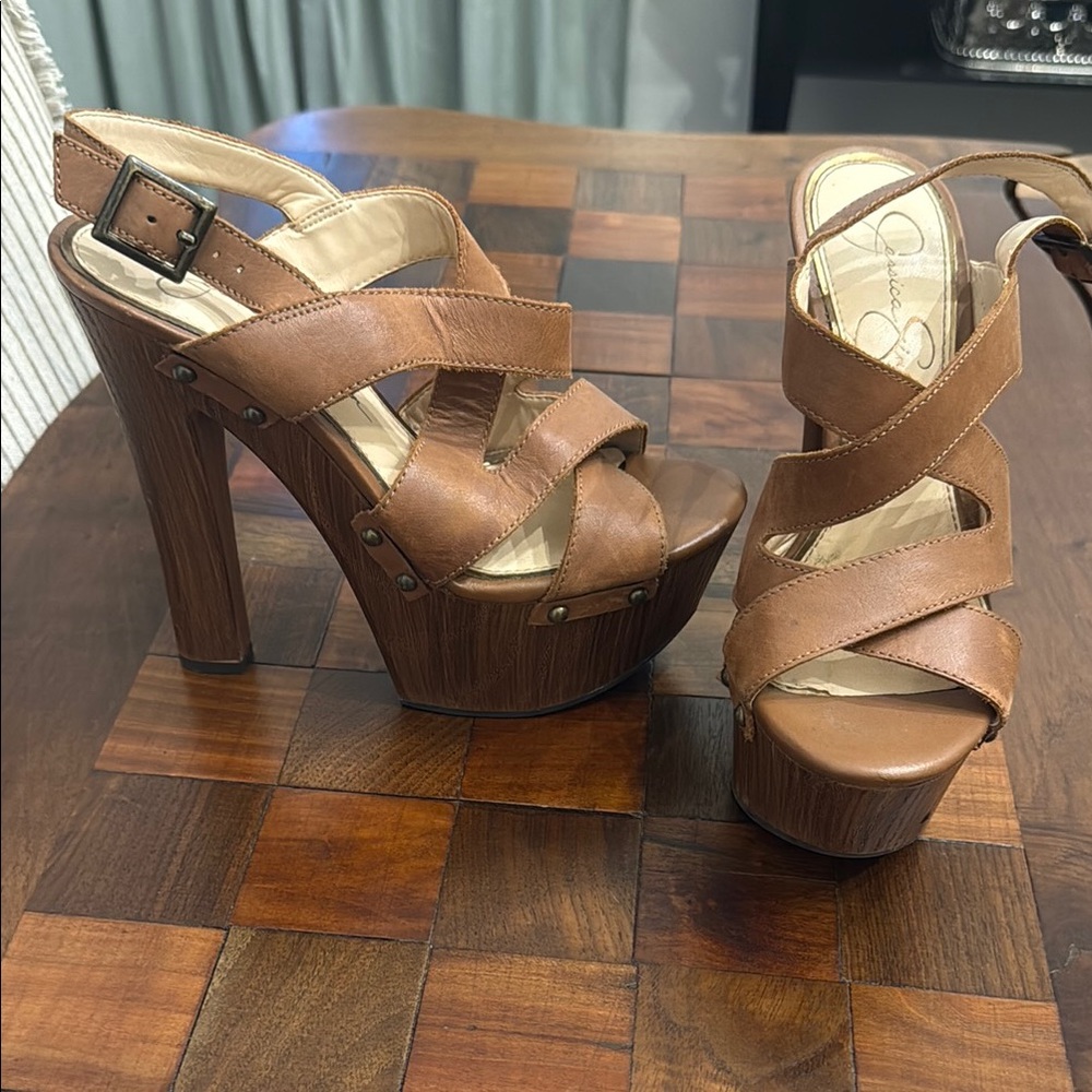 Jessica Simpson Tan Platform Heels Sz 7